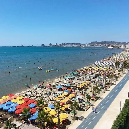 Redi's Seaside Terrace